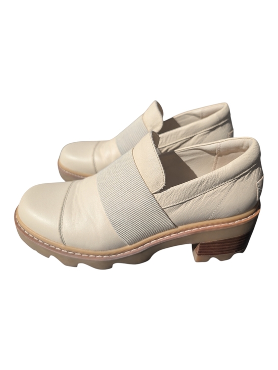 Sorel Shoes - Sorel Cream Leather Slip-On Chunky Loafers with Elastic Band
